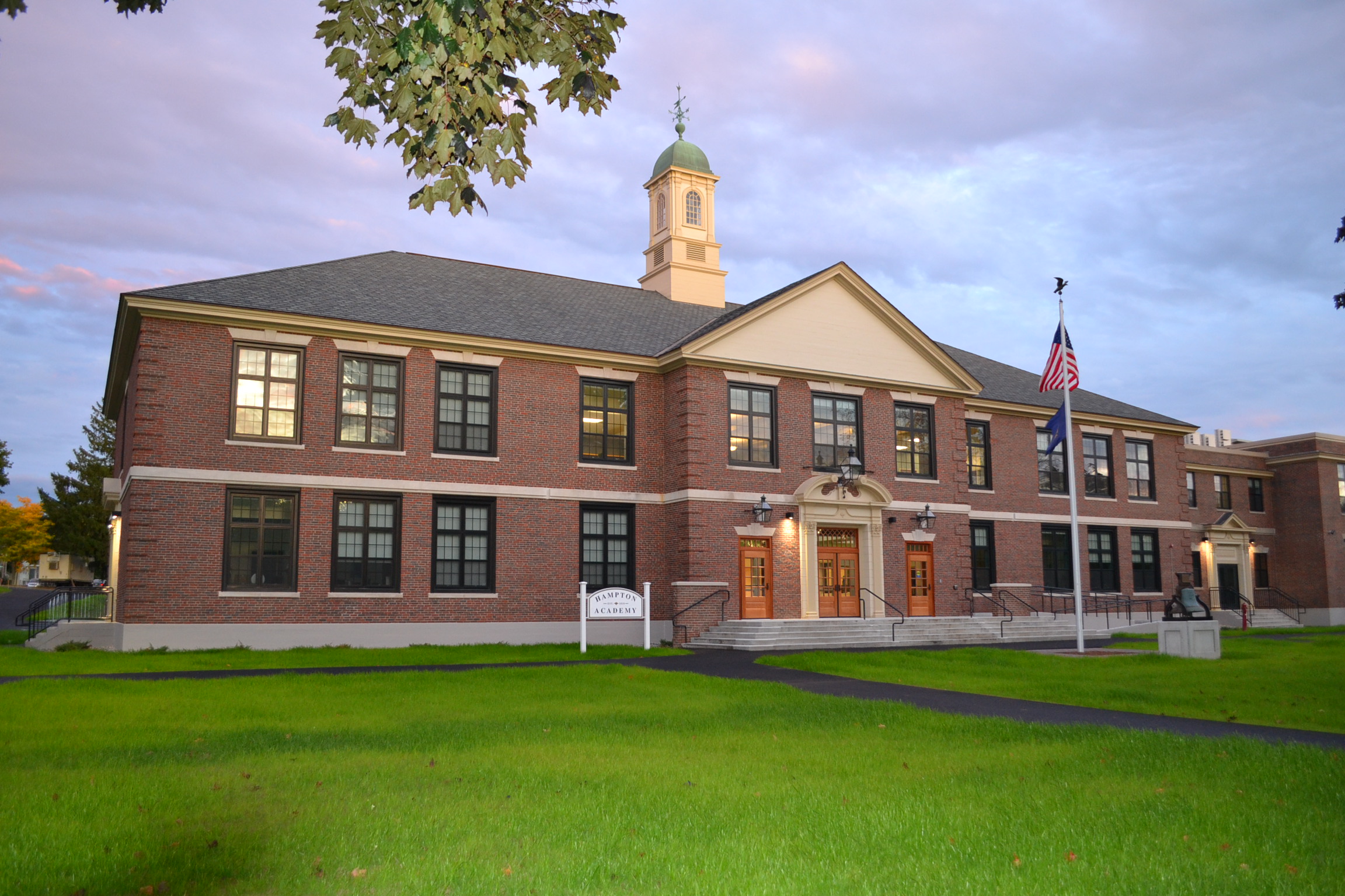 Zumbado & Elmore Hampton, NH Office