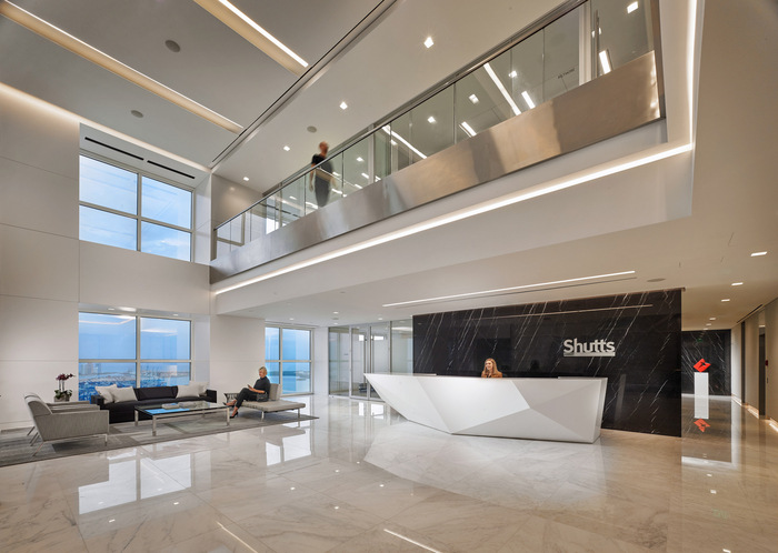 Shutts & Bowen LLP Miami, FL Office