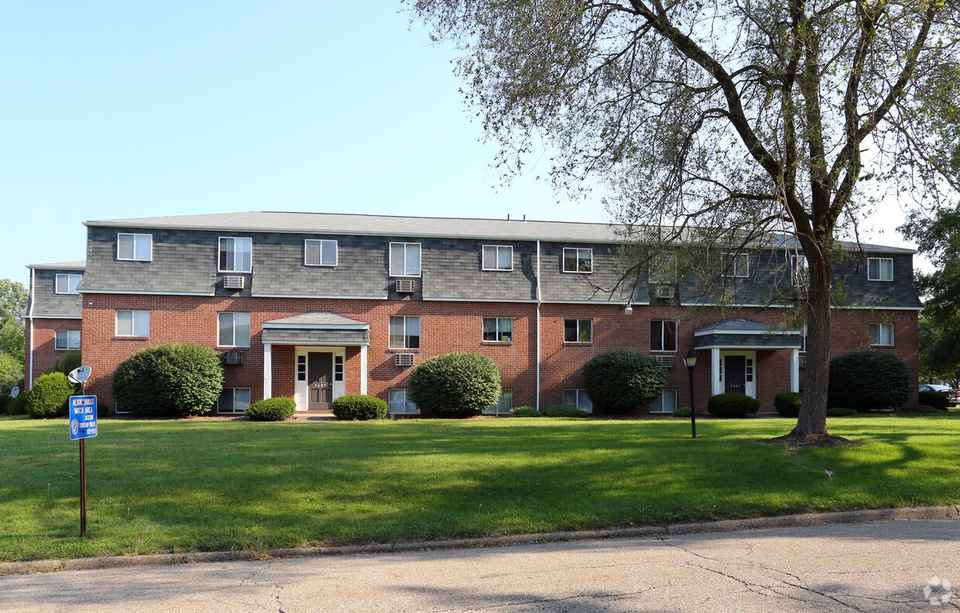 Dureska & Moore LLC Canton,  Office