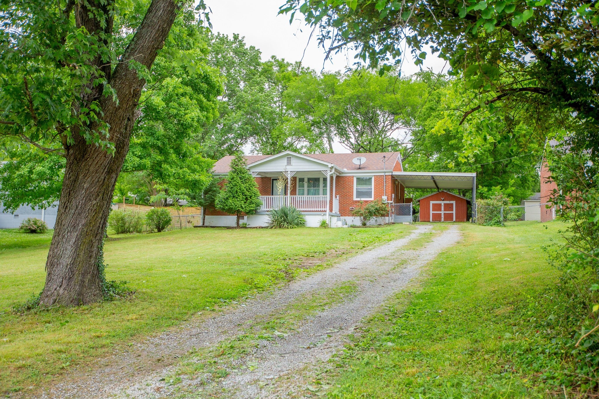 Luna Law Group, PLLC Nashville, TN Office