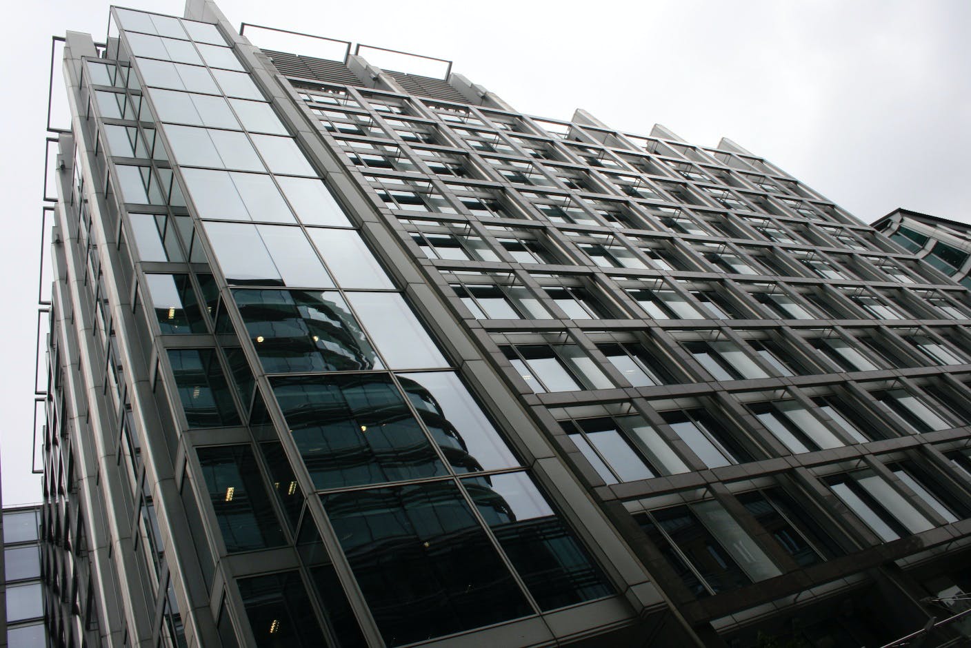DLA Piper London, UK-England Office