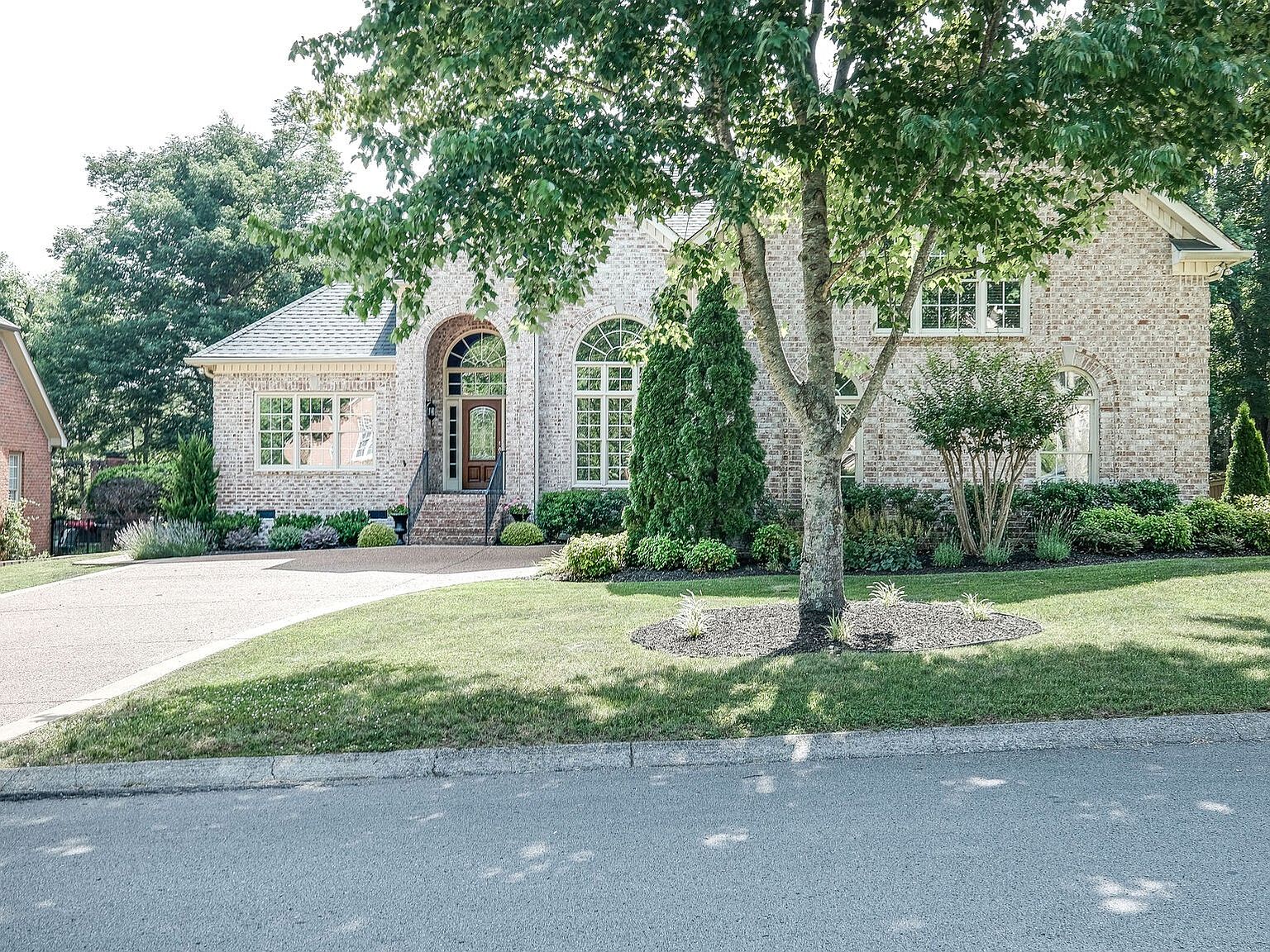 Lodestone Legal Group Franklin,  Office