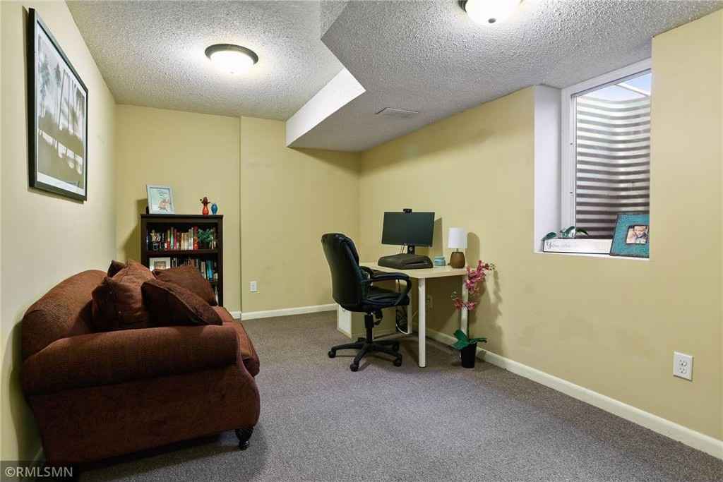 Hill Law Office Minneapolis, MN Office