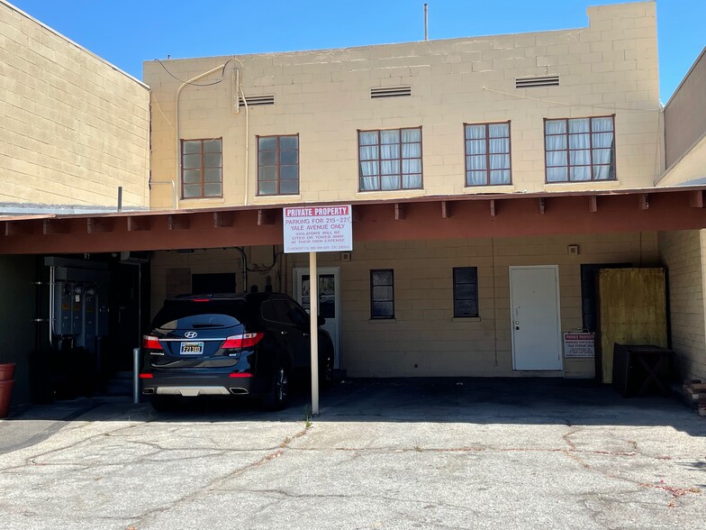 Thompson & Thompson Claremont, CA Office