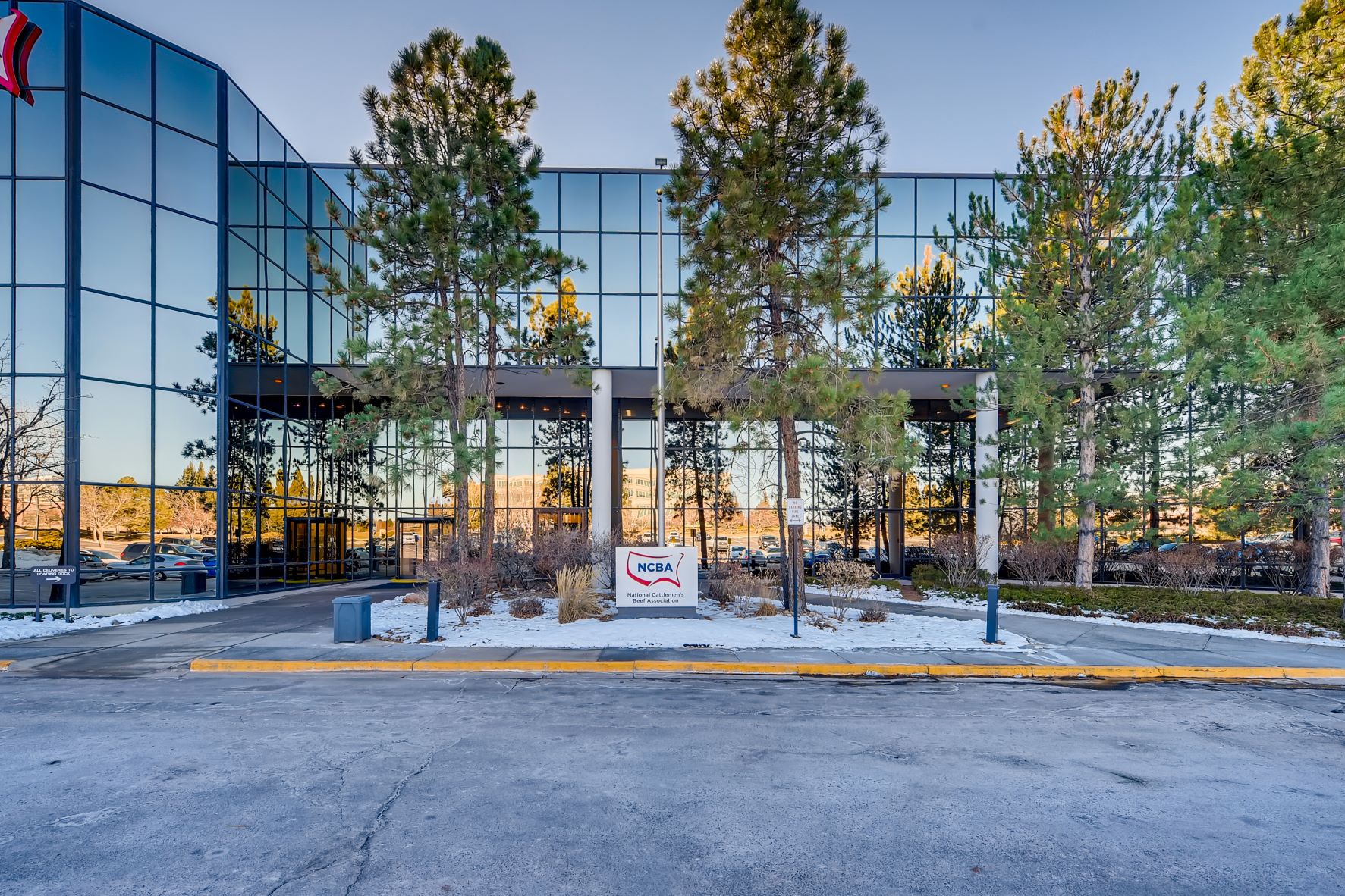 GREENROOM INC Centennial,  Office