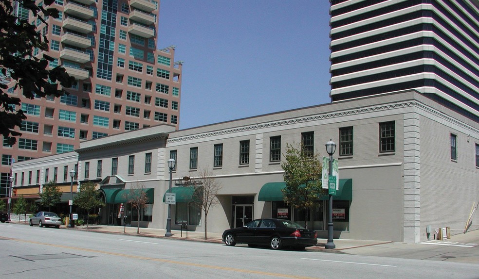 The Schechter Law Firm, P.C Clayton, MO Office