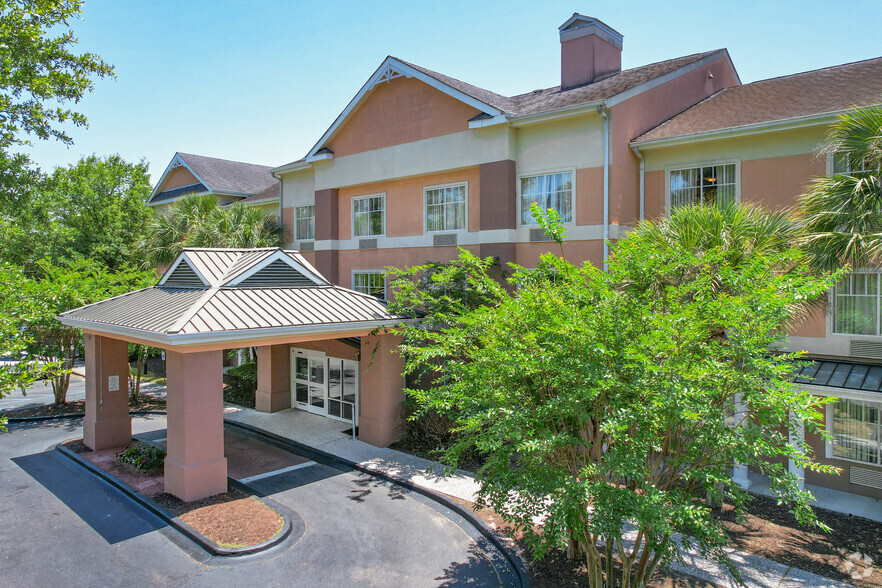 Johnson & Davis P.A Bluffton,  Office