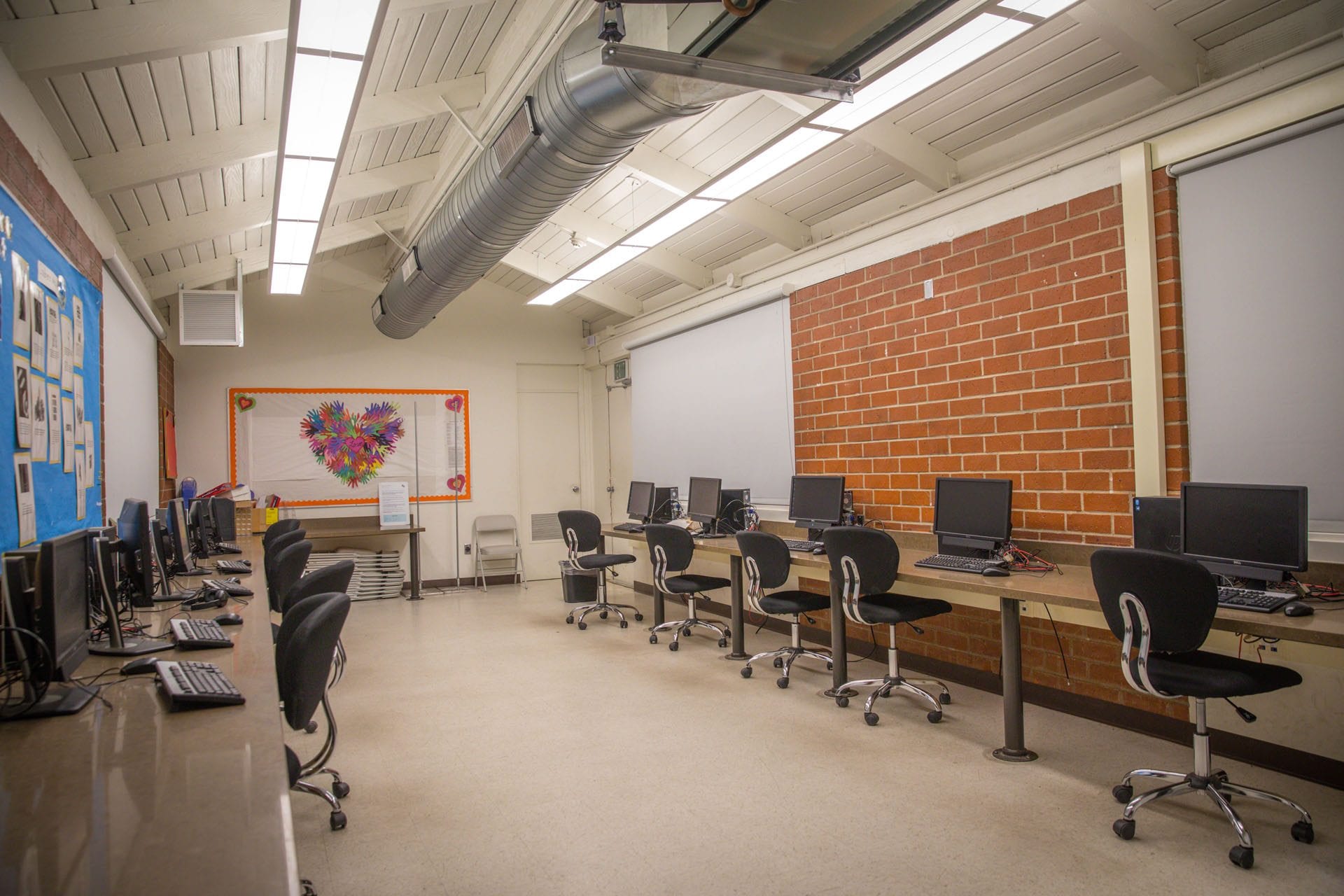 Roy J. Park & Associates Commerce,  Office