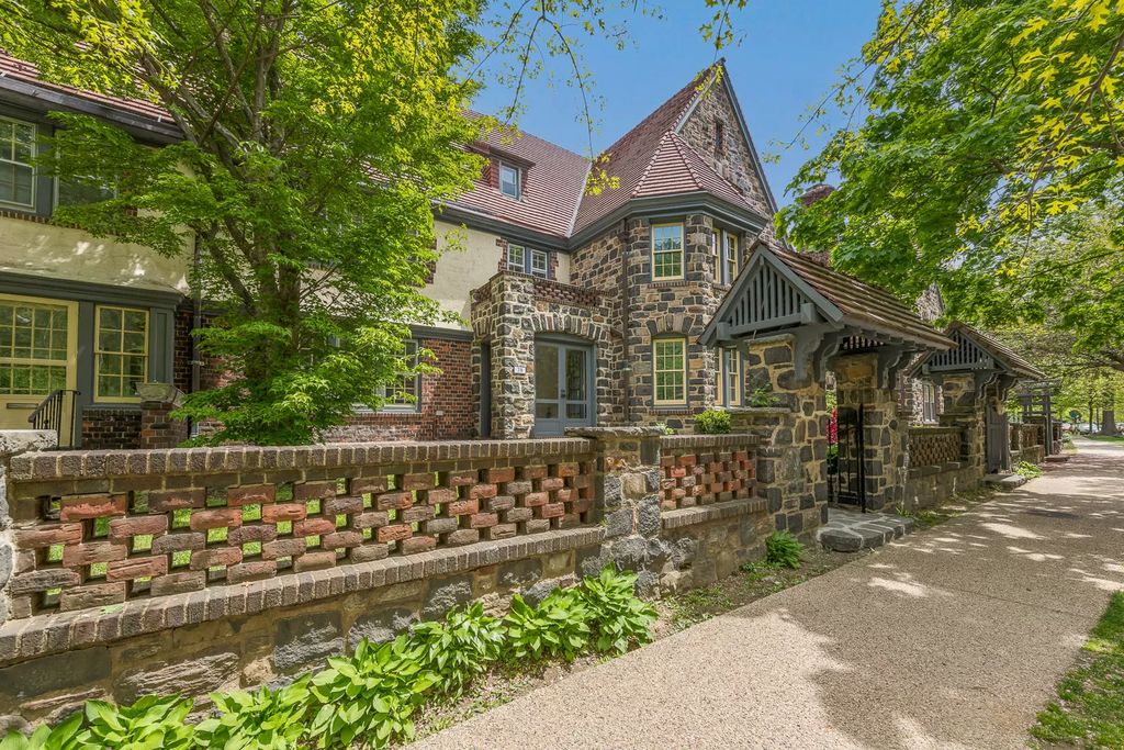 Price Law Group Forest Hills, NY Office