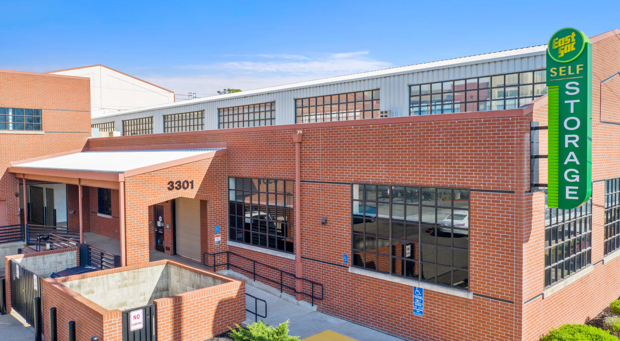 Carter West Sacramento,  Office