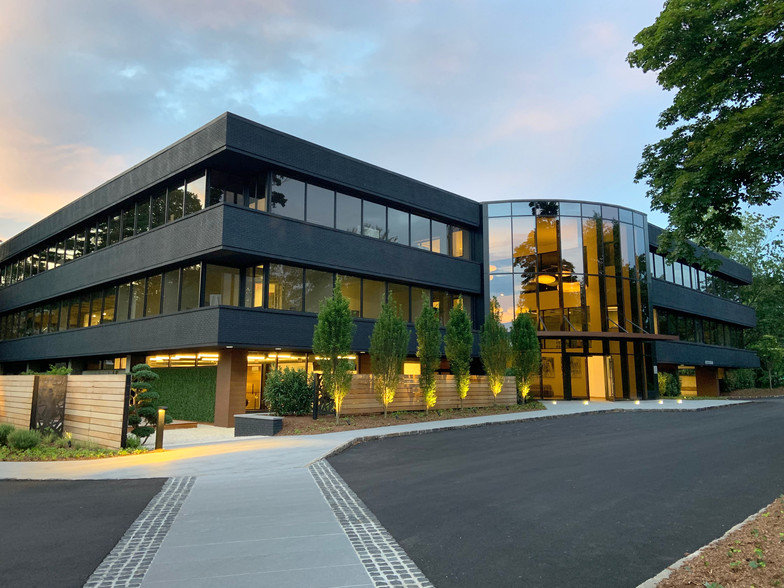 Ferro & Battey, LLC Darien,  Office