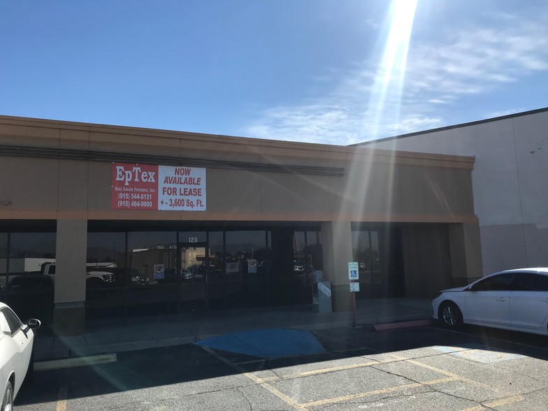 The Huynh Law Firm, PLLC El Paso,  Office