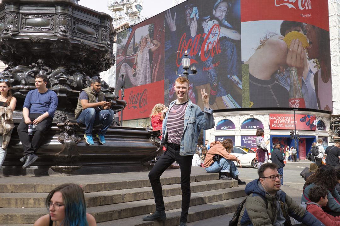 Owen White Chertsey, UK-England Office