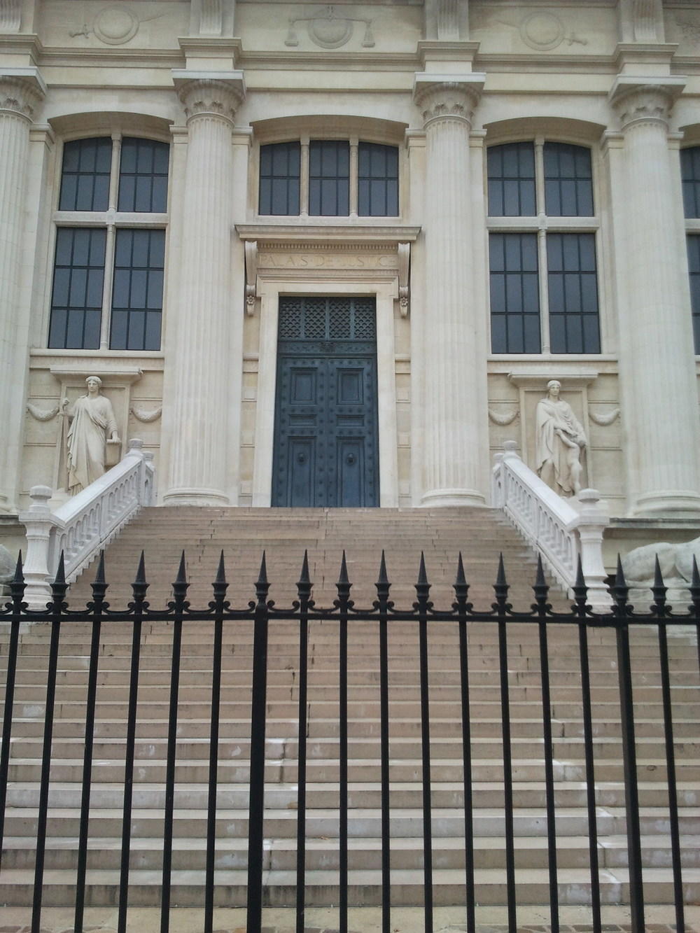 CMS Legal Berlin, Colombia Office