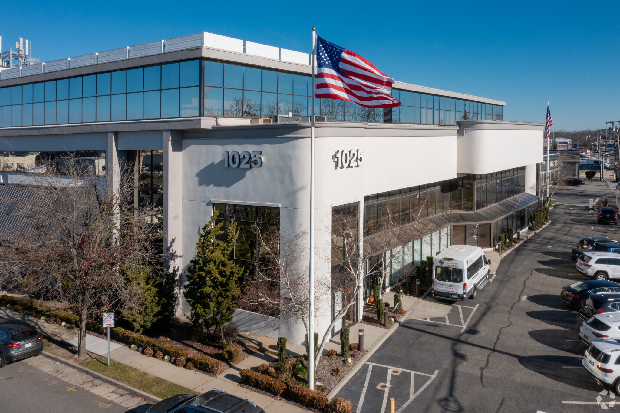 Levin & Chetkof, LLP Westbury,  Office