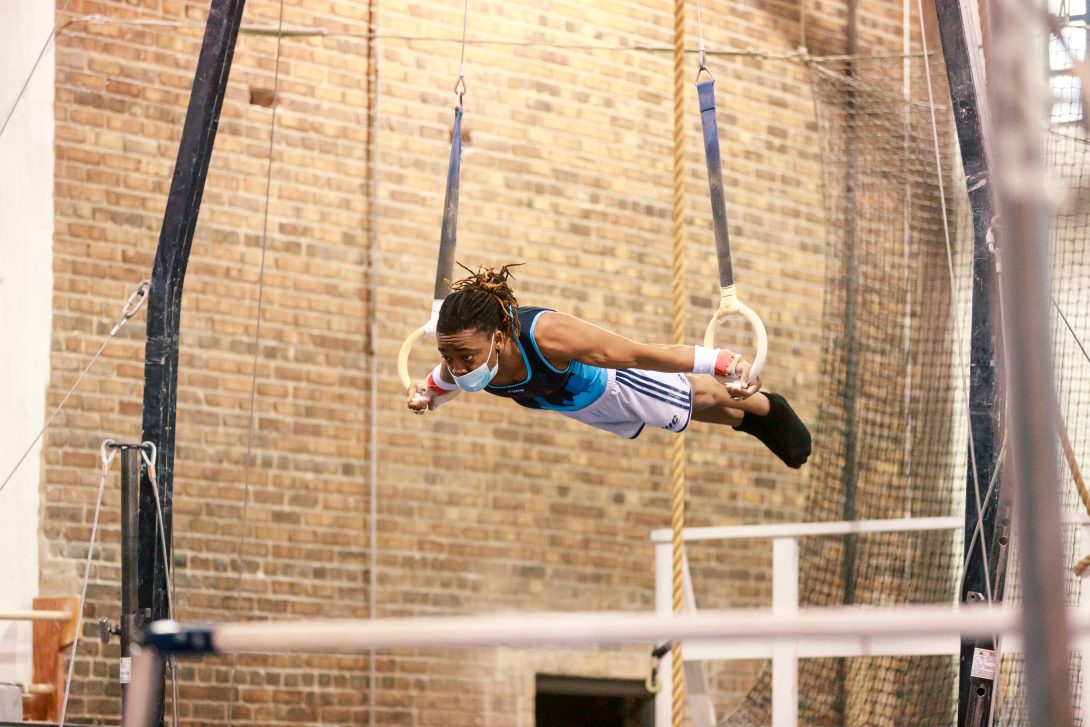 Au LLC Chicago,  Office