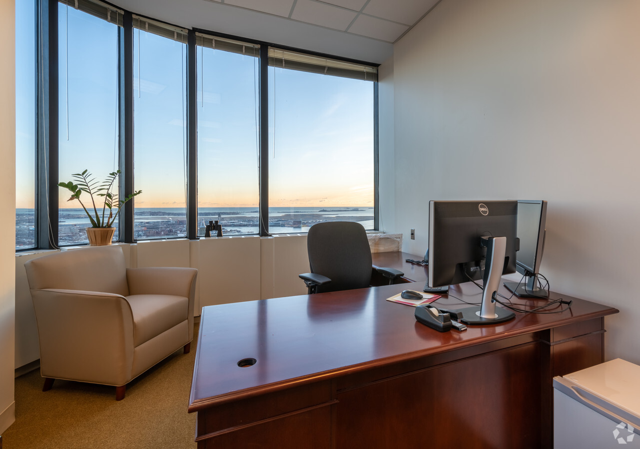 Ropers Majeski Boston, MA Office