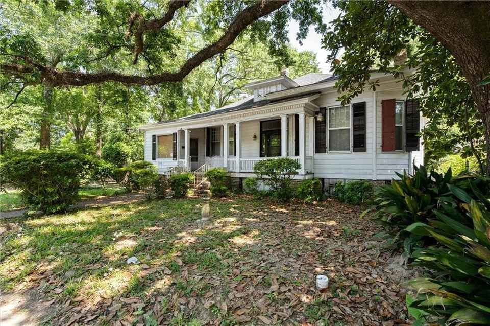 Clinton & Clinton Attorneys at Law Mobile, AL Office