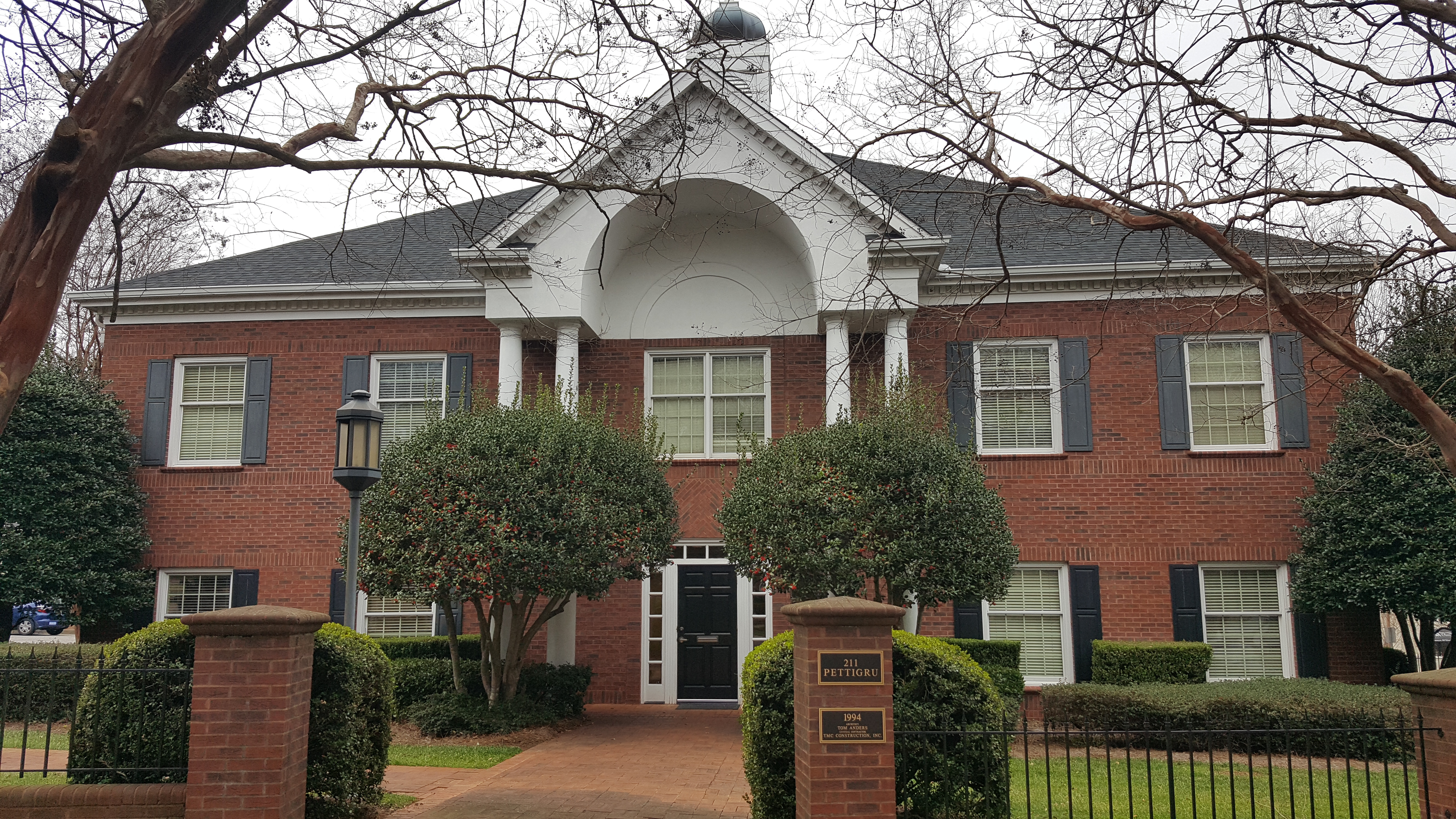 Pettus / Farnsworth Law Firm, LLC Greenville,  Office