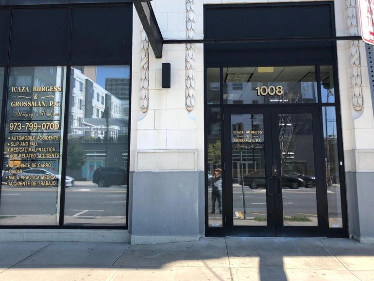 Icaza, Burgess and Grossman Newark,  Office