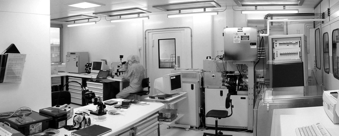 White & Black London, United Kingdom Office