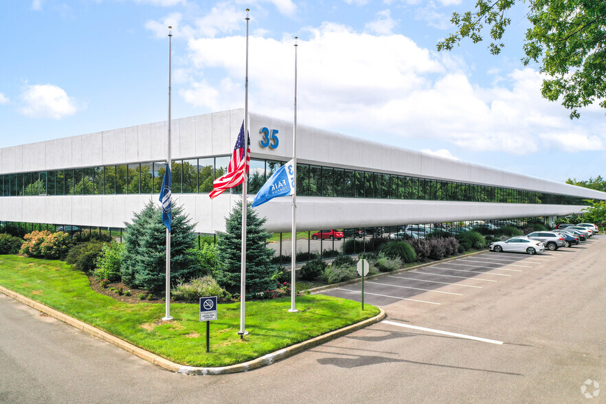 Farrell Fritz, P.C Melville, NY Office