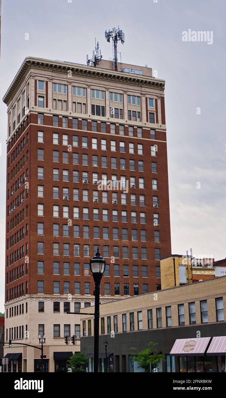 Fredeking & Biser Huntington,  Office