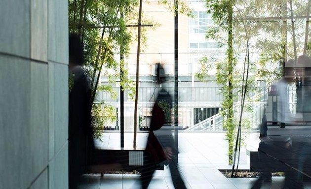 Broadfield London, United Kingdom Office