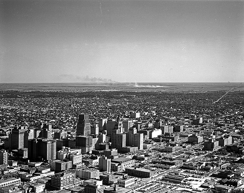 Thomas J. Henry Houston, TX Office