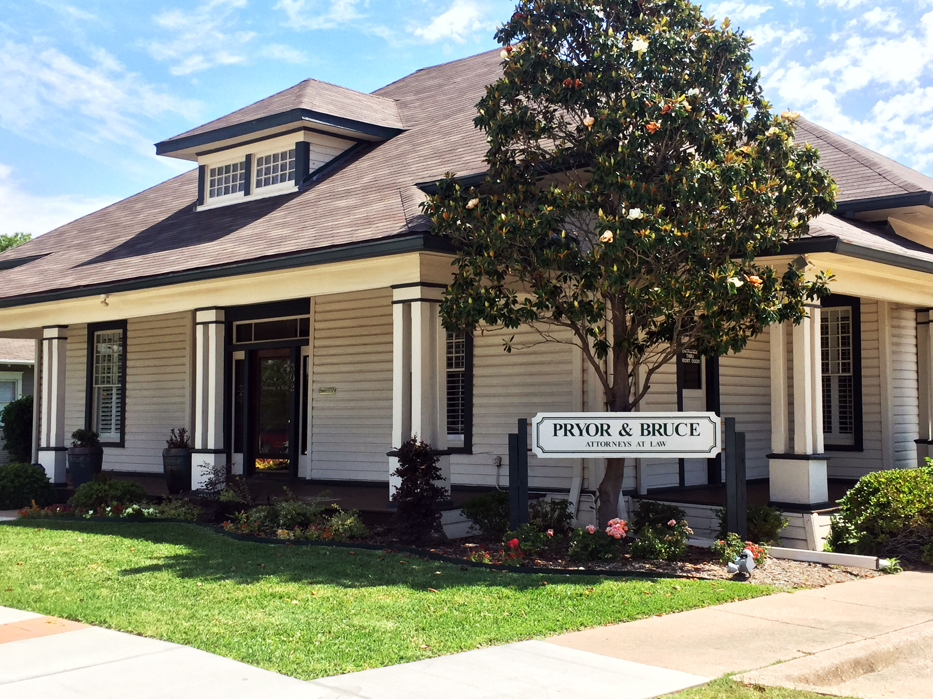 Pryor & Bruce - Attorneys at Law Rockwall,  Office
