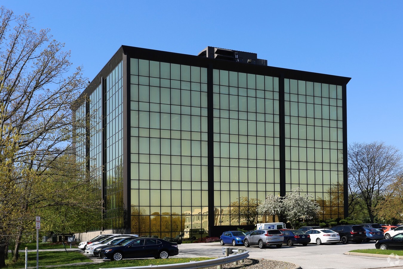 Amourgis & Associates Independence, OH Office