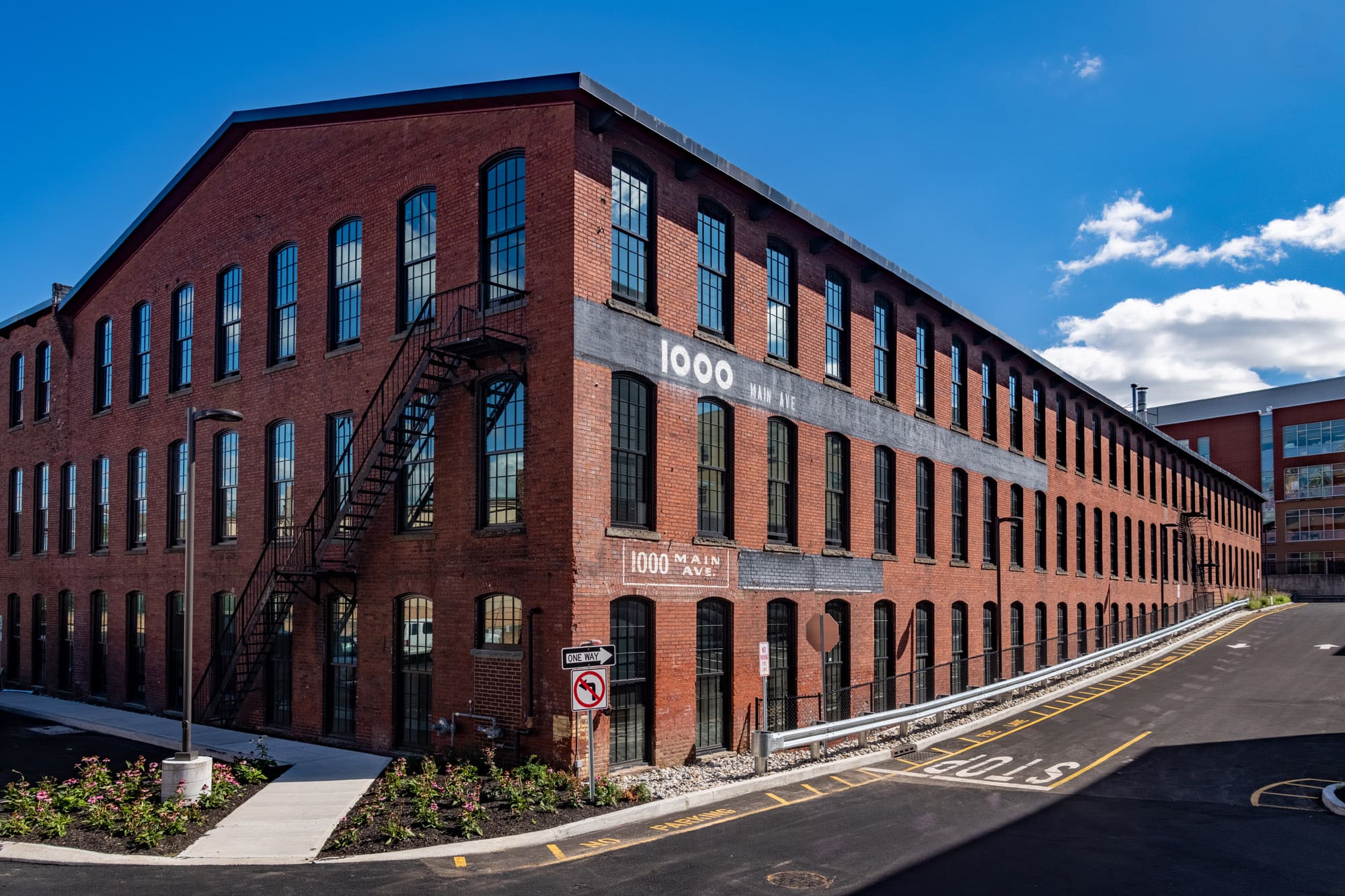 Barli & Associates LLC Clifton,  Office