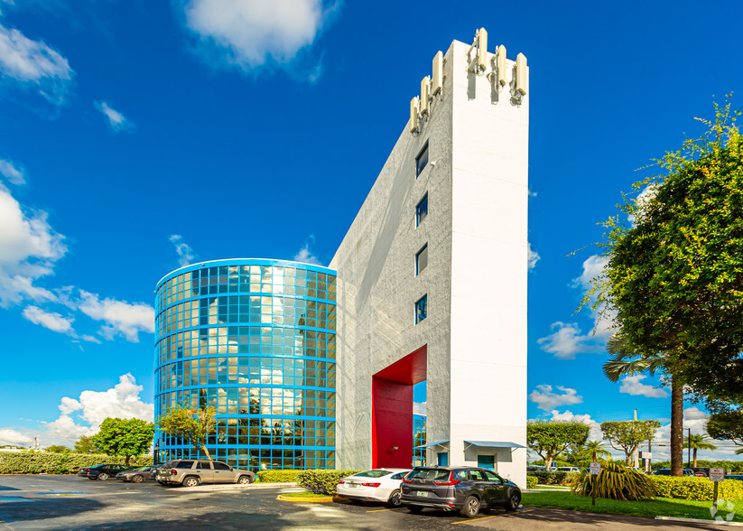 PraDa Law Doral,  Office