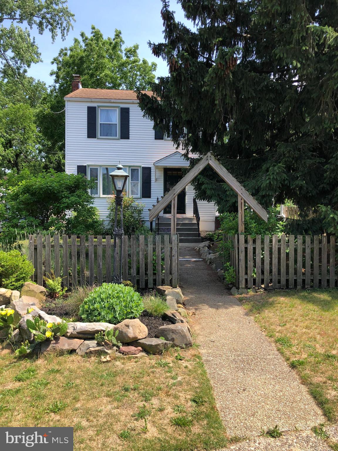 Law Mom, LLC Duxbury,  Office