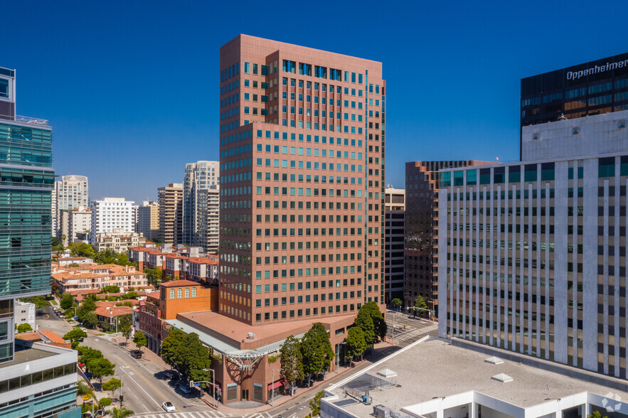 De Castro, West, Chodorow, Mendler & Glickfeld, Inc Los Angeles, CA Office