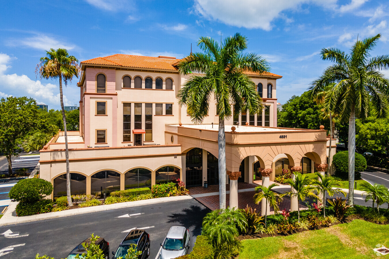 Roetzel & Andress Naples, FL Office