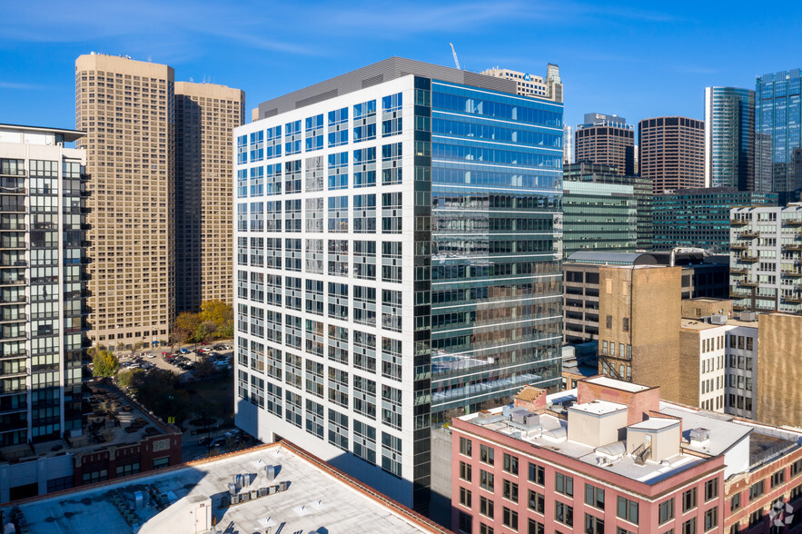 Hoke LLC Chicago,  Office