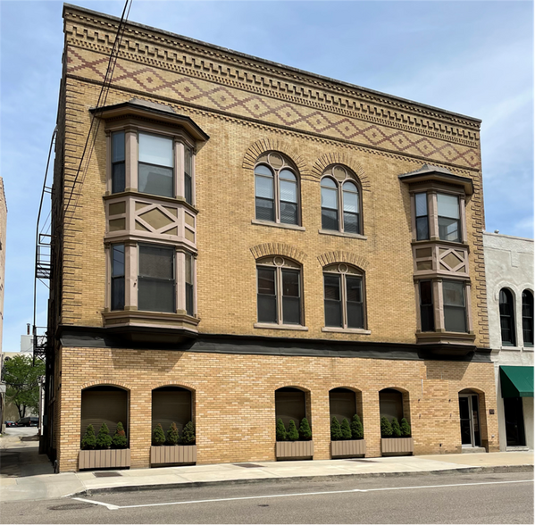 The Law Offices of Goldfine & Bowles, P.C Bloomington, IL Office