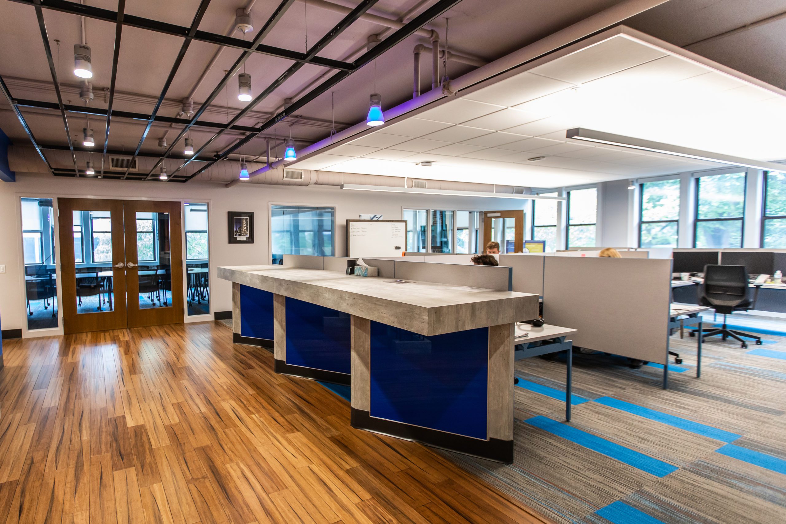 Topinka Law State College,  Office
