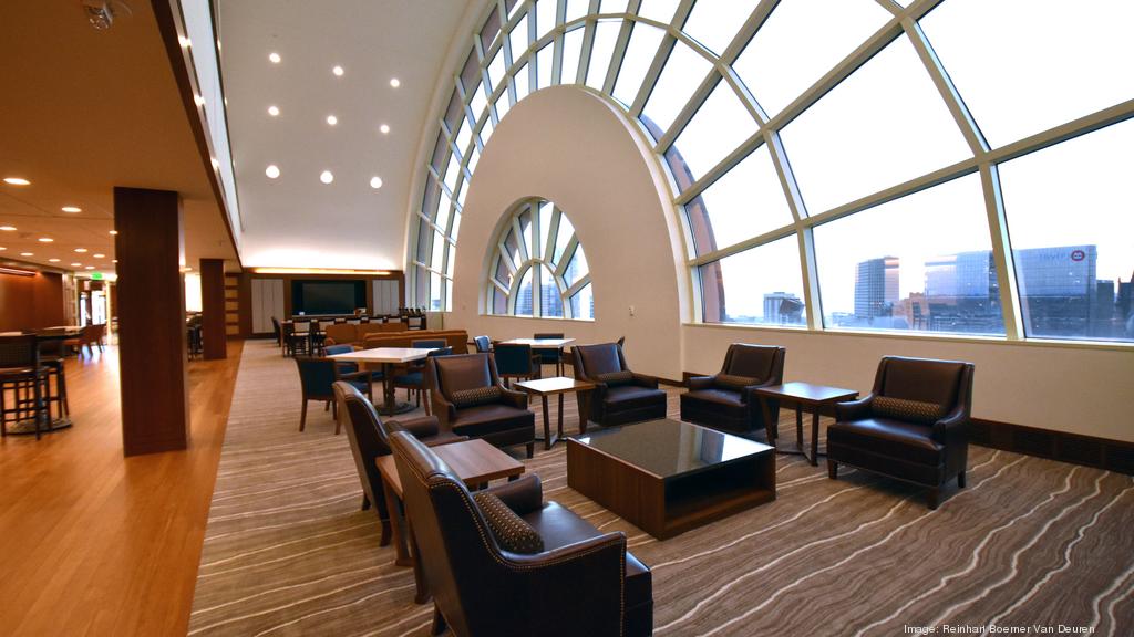 Reinhart Boerner Van Deuren s.c Milwaukee, WI Office