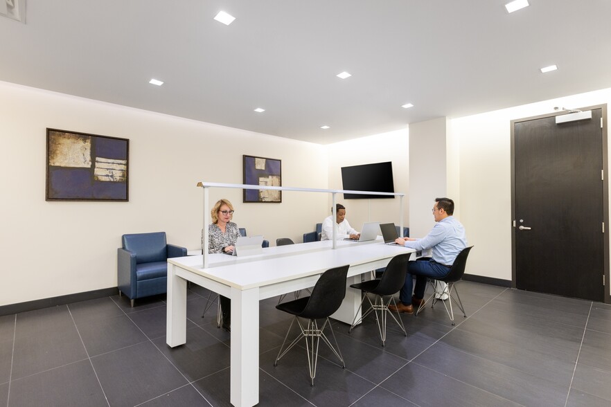 Golenbock Eiseman Assor Bell & Peskoe LLP New York City, NY Office