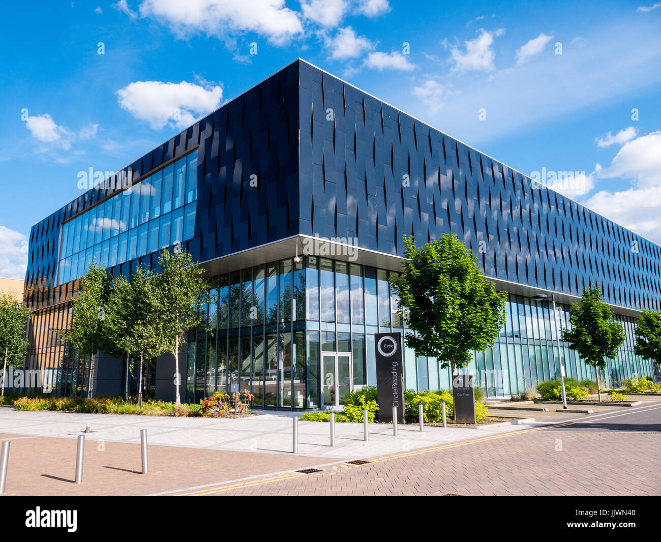 Broadfield Reading, UK-England Office