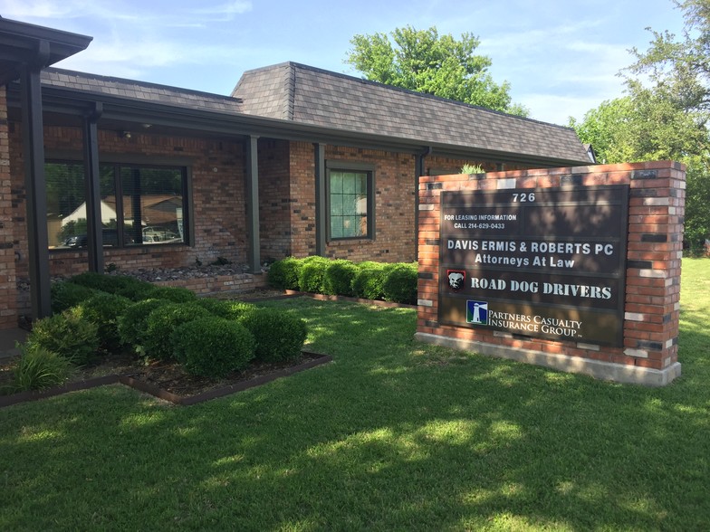 The Roberts Law Office Grand Prairie, TX Office