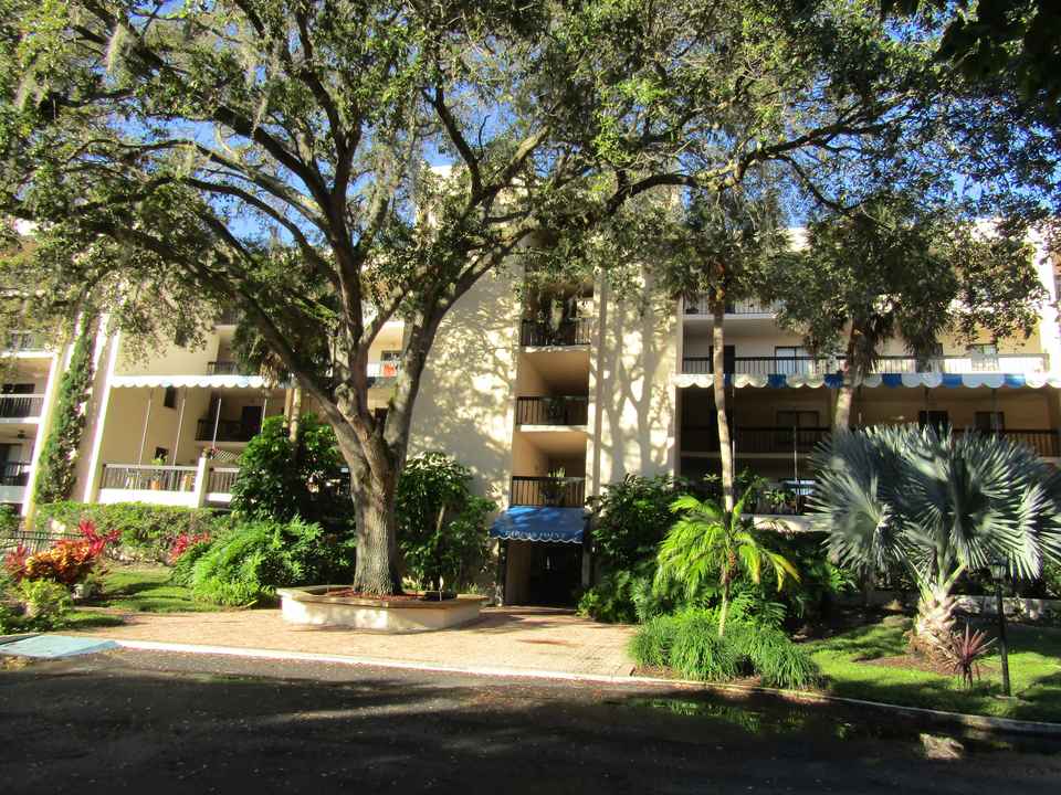 Theophilopoulos Law Tarpon Springs,  Office