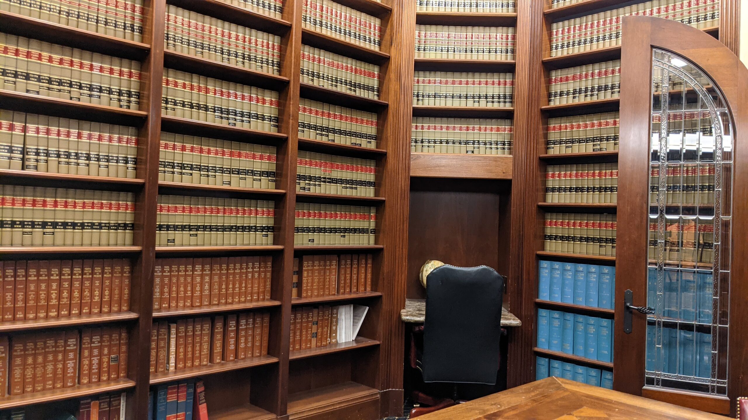 Doyle Dennis LLP Trial Lawyers Houston,  Office