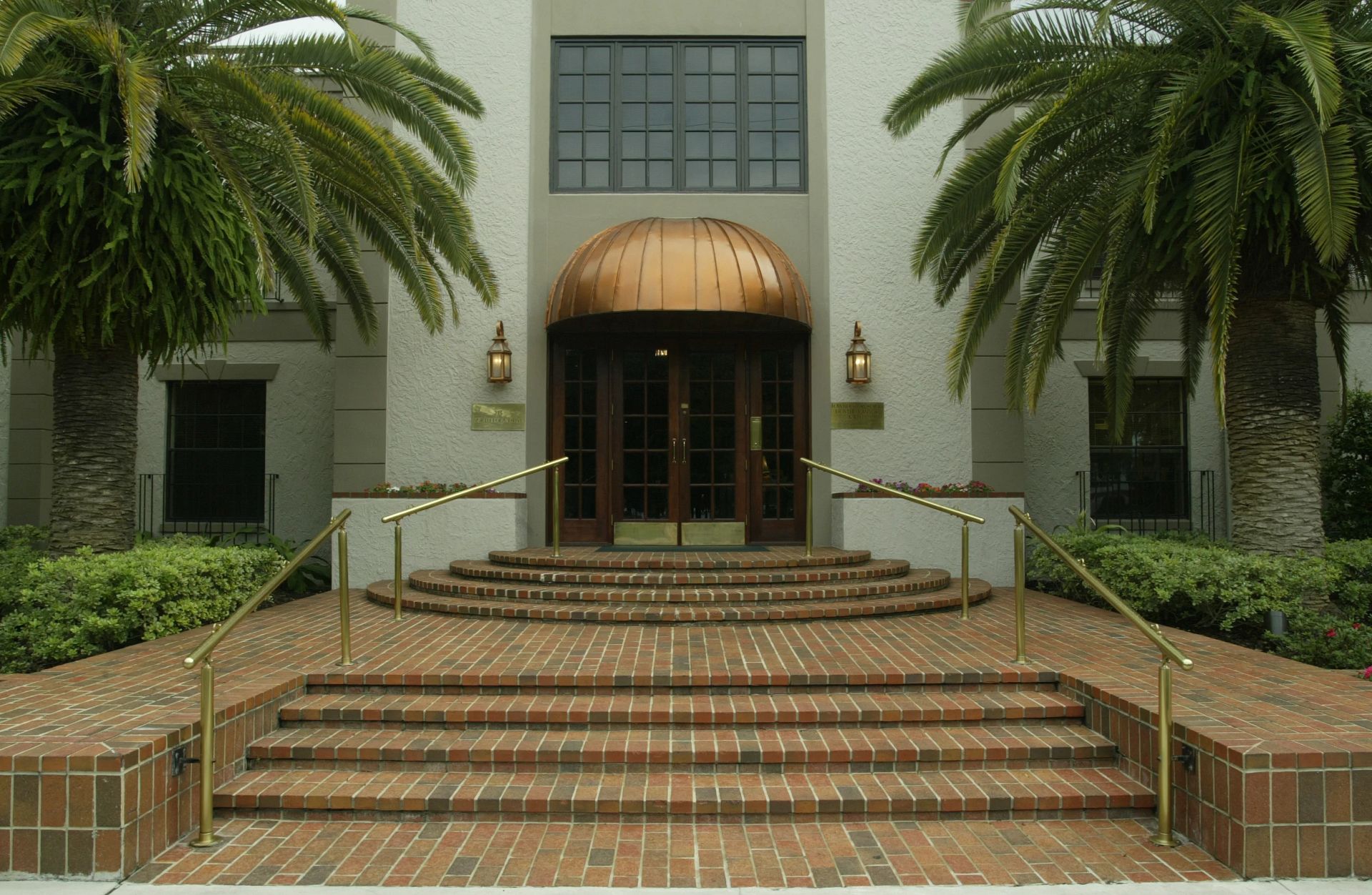 Lowndes Orlando, FL Office