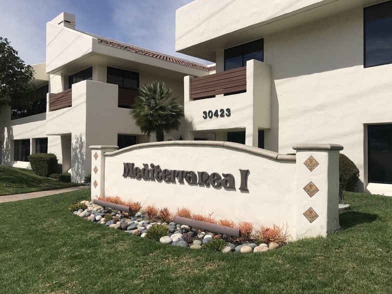 Nussbaum APC Agoura Hills,  Office