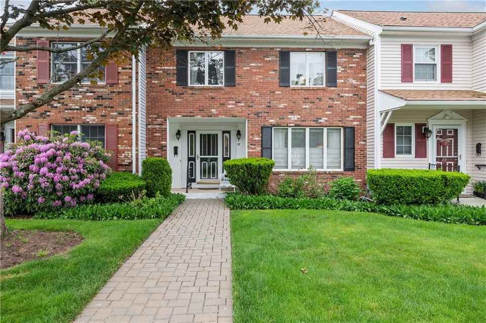 Pelletier Marshall & Clark Cumberland,  Office