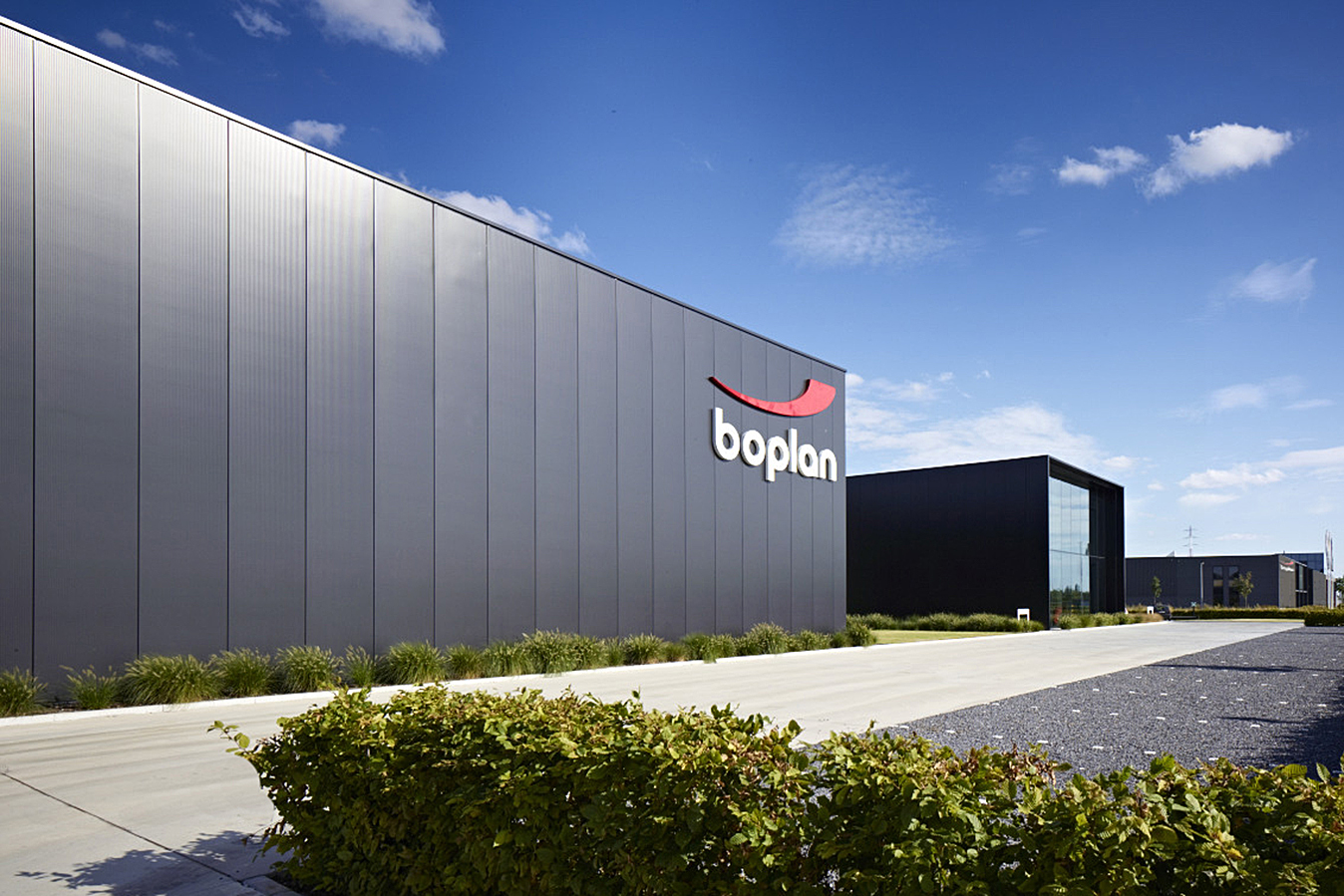 Eubelius Kortrijk,  Office