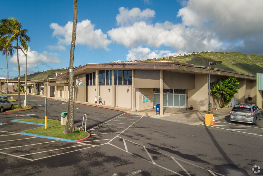 J. Stephen Street Honolulu,  Office